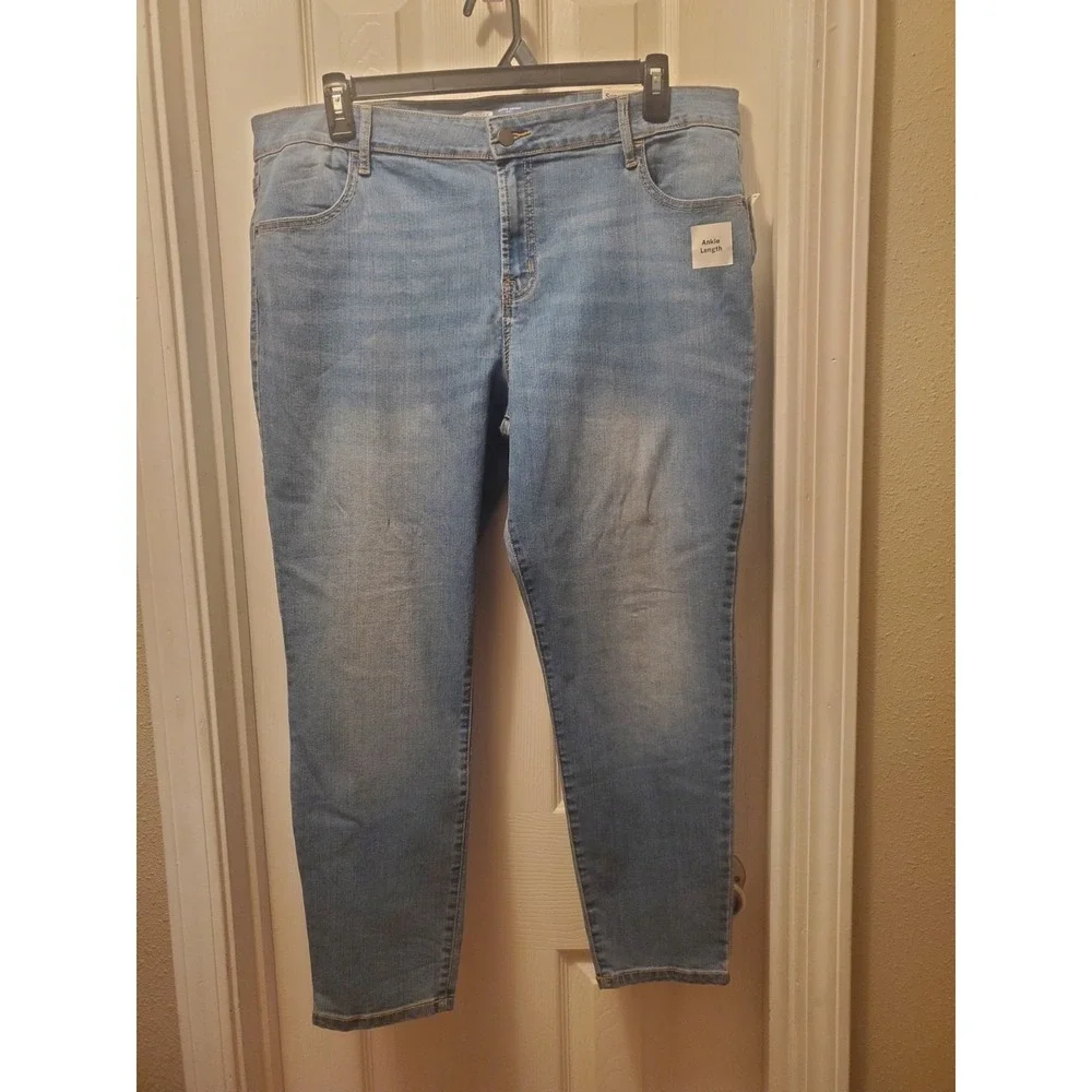 Old Navy Super Skinny Ankle crop sz 18 medium wash nwt wow midrise stretch